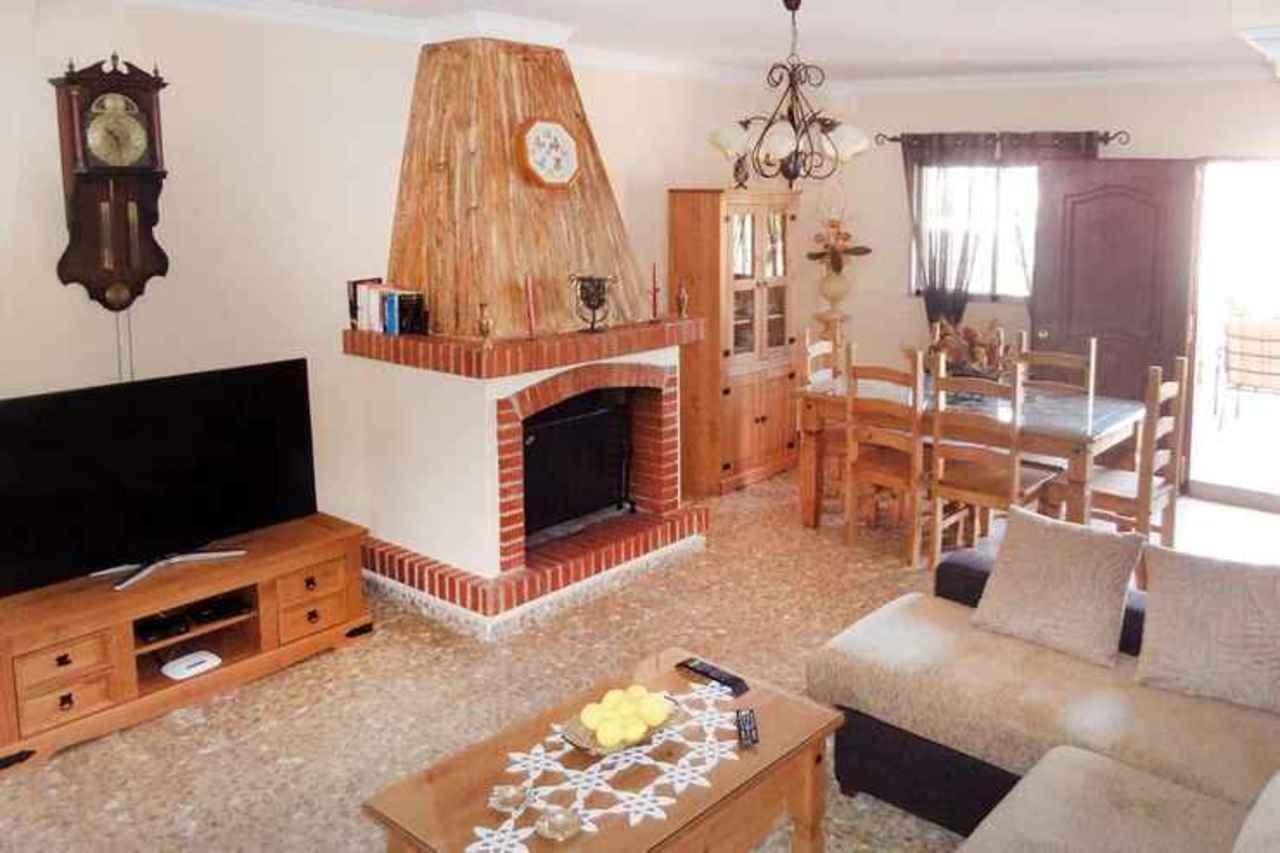 Villa Alvarez Nerja Extérieur photo